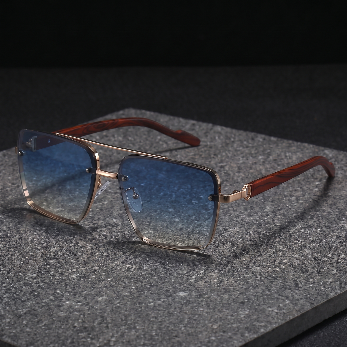 Alder Square Sunglasses Blue — studio