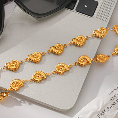 Marisol gold-tone seashell necklace detail