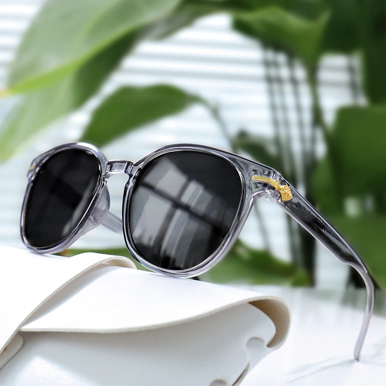 Ellery Retro Round Sunglasses - Crystal Grey / Smoke