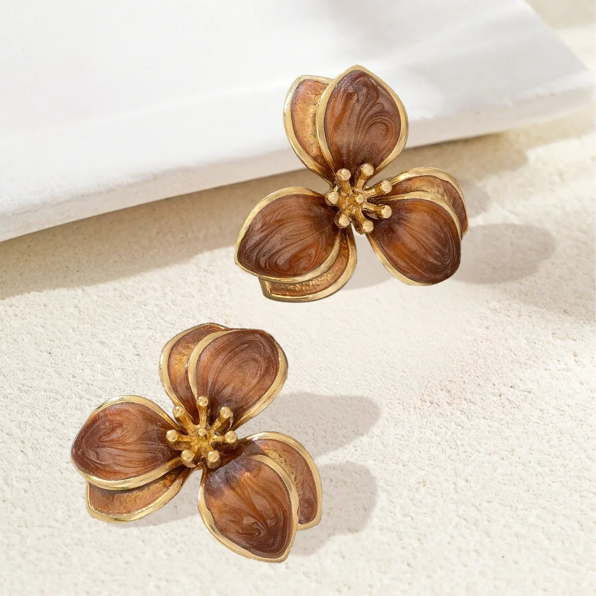 Flora enamel flower stud earrings in cognac