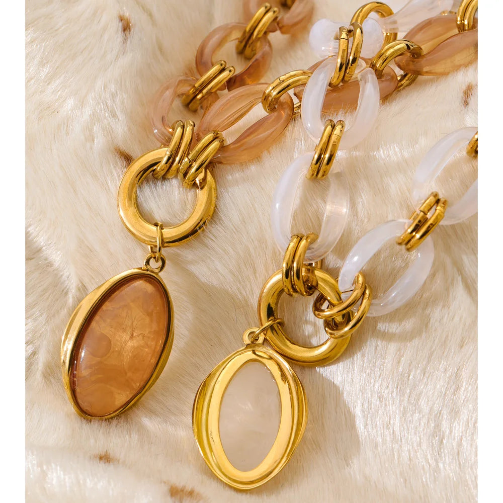 Lark statement necklace