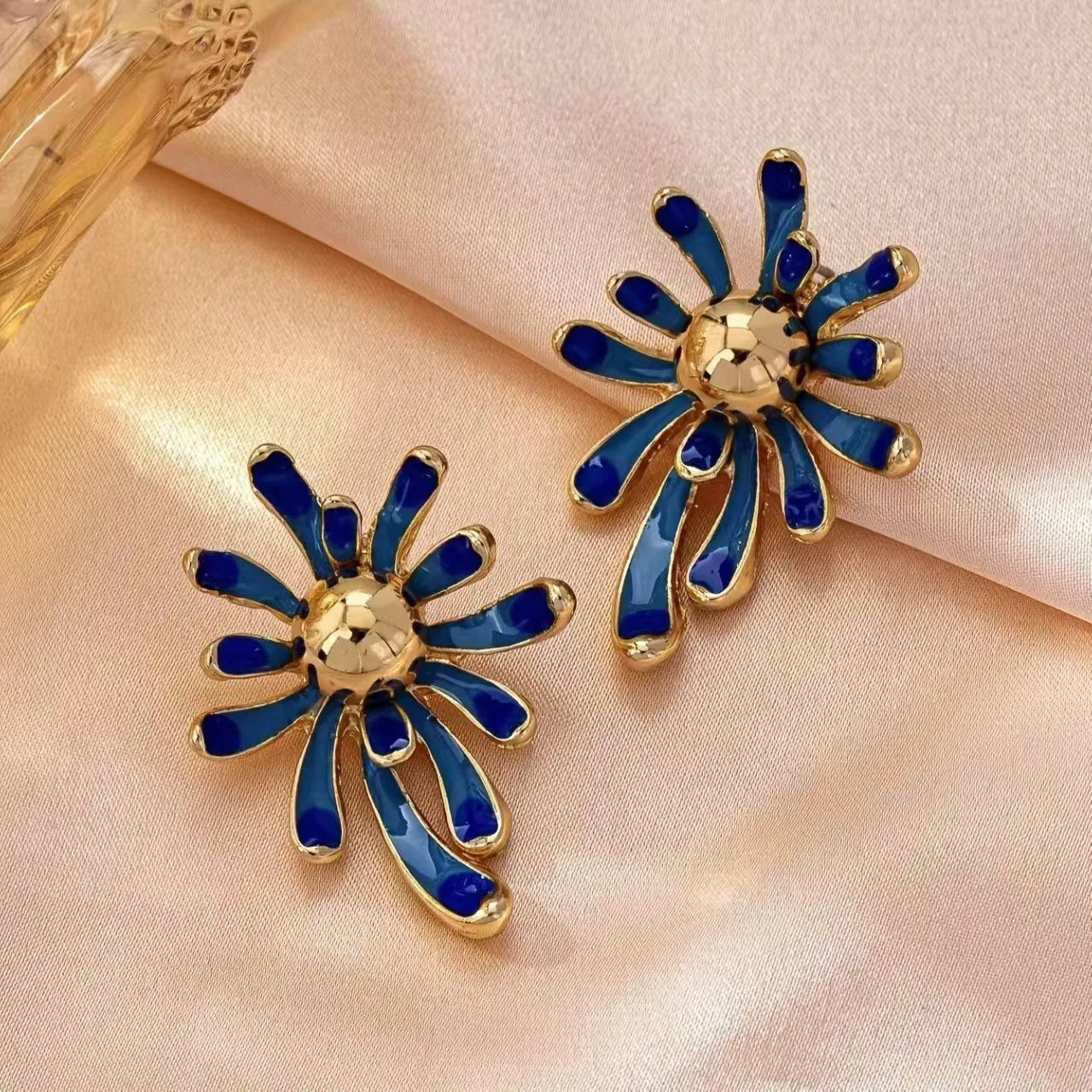 Solene earrings on satin