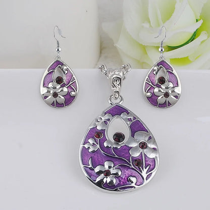 Wisteria necklace and earrings set in violet
