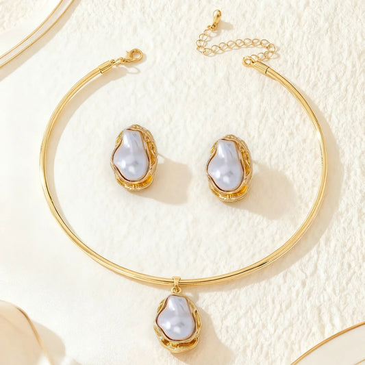Bianca white pearl necklace and stud earring set