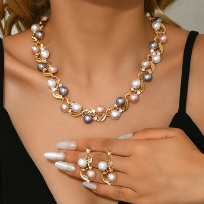 Colette set lifestyle