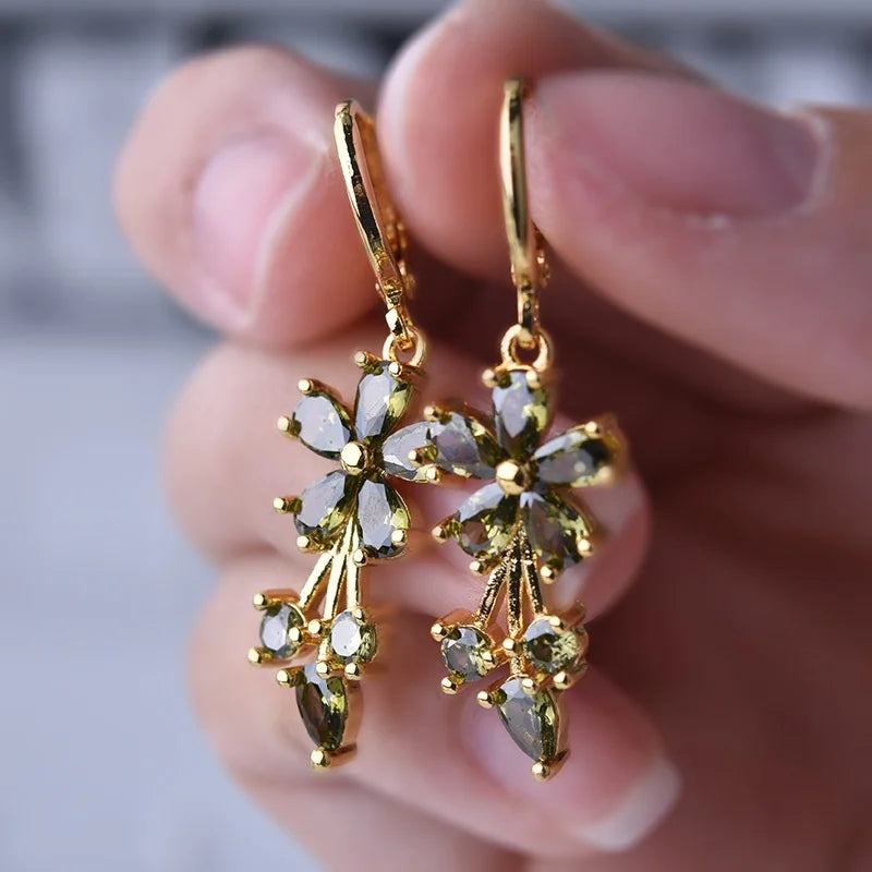 Marguerite floral drop earrings in Champagne
