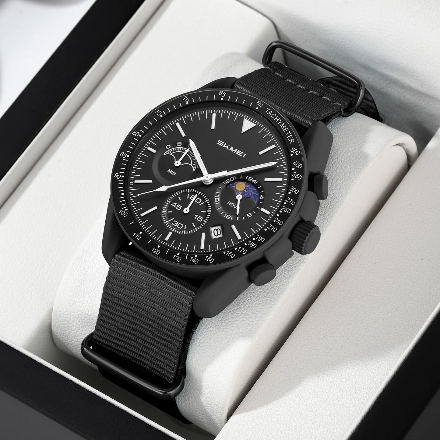 Nolan Moonphase Nylon Watch in black