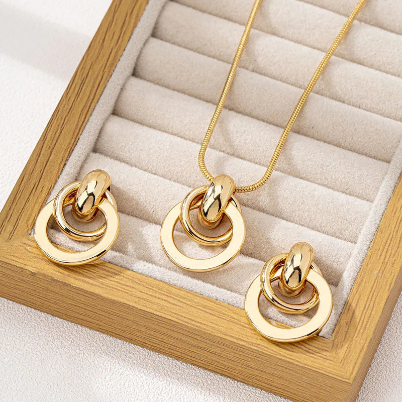 Circa set on wooden display tray
