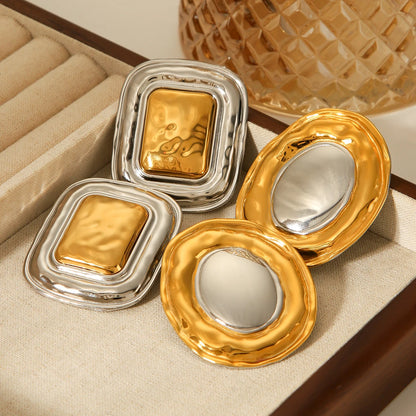 Étoile studs detail