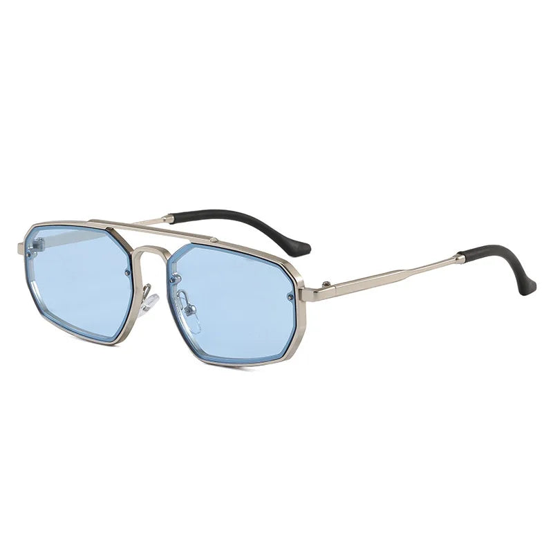 Adele cat eye sunglasses in Silver Blue