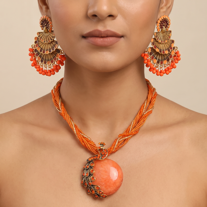 Alba Peacock Jewelry Set full-set model shot