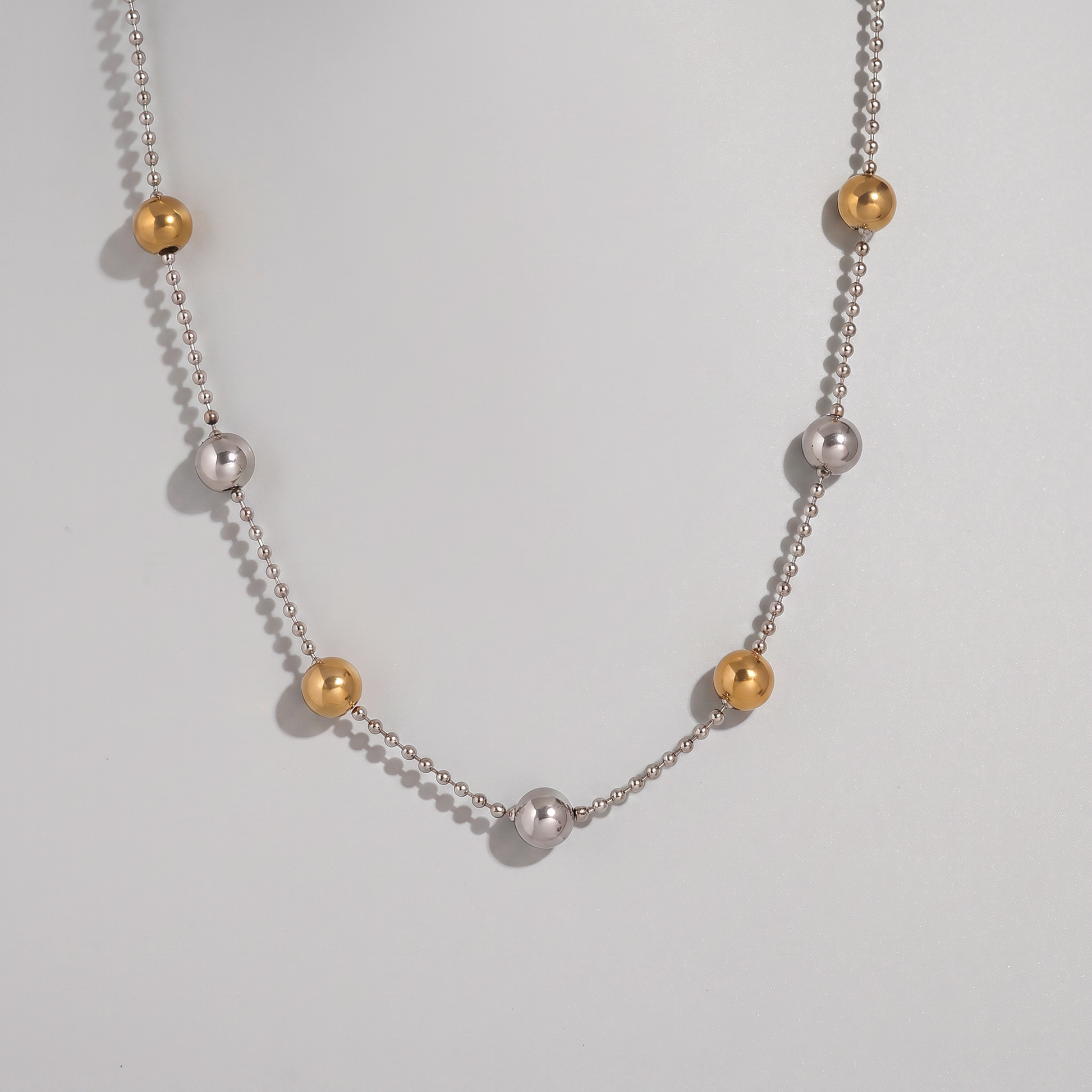 bijou__beaded-station