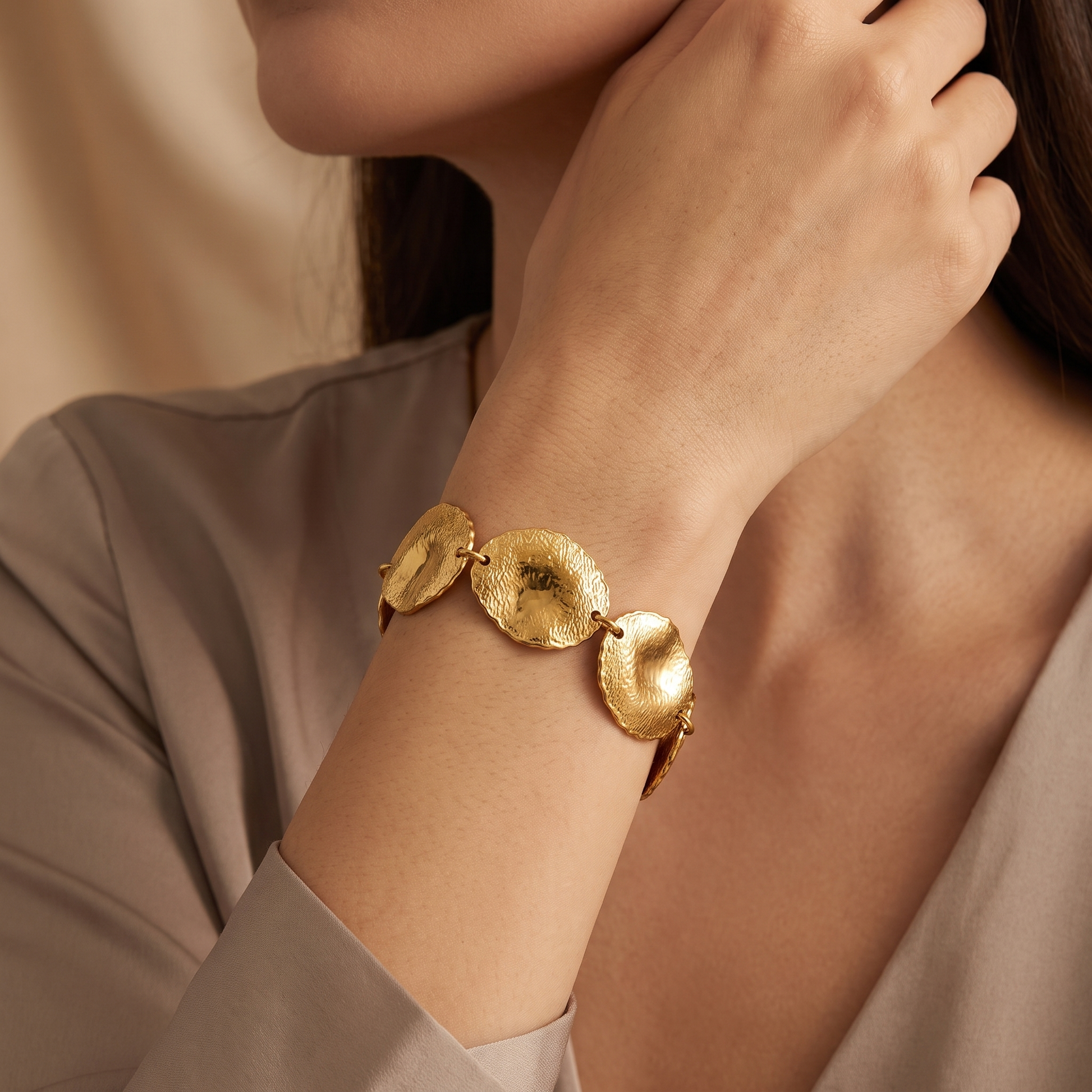 Blakely-Hammered-Disc-Bracelet Gold — on model