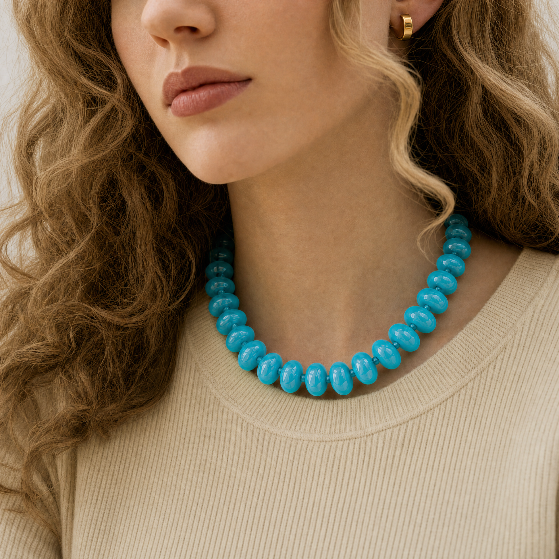 Bondi Turquoise model 1