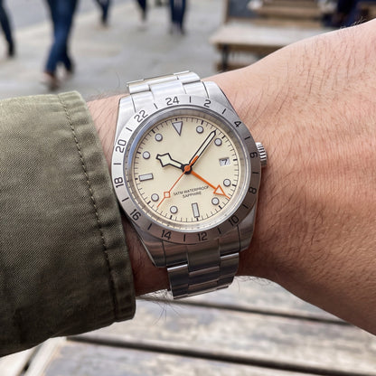 Callan Sapphire Calendar Watch