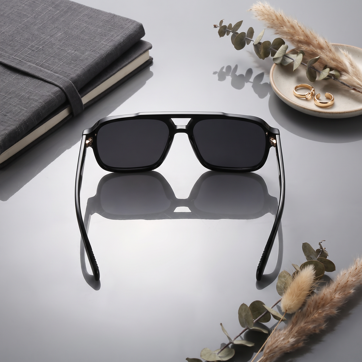 Elio Double-Bridge Sunglasses Black — flatlay 2 r1