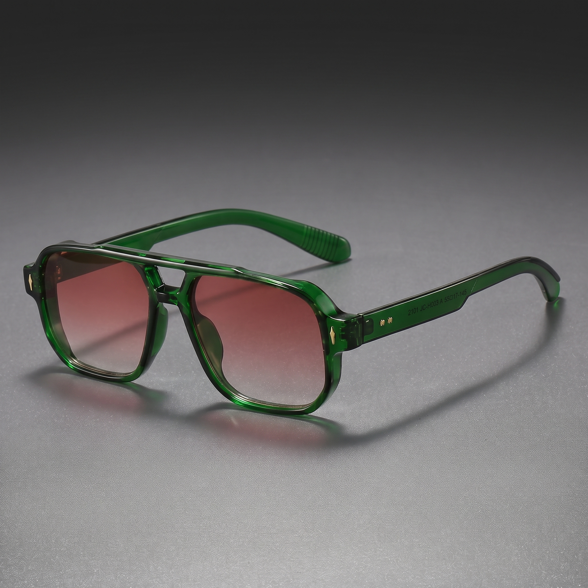 Elio Double-Bridge Sunglasses Green — studio
