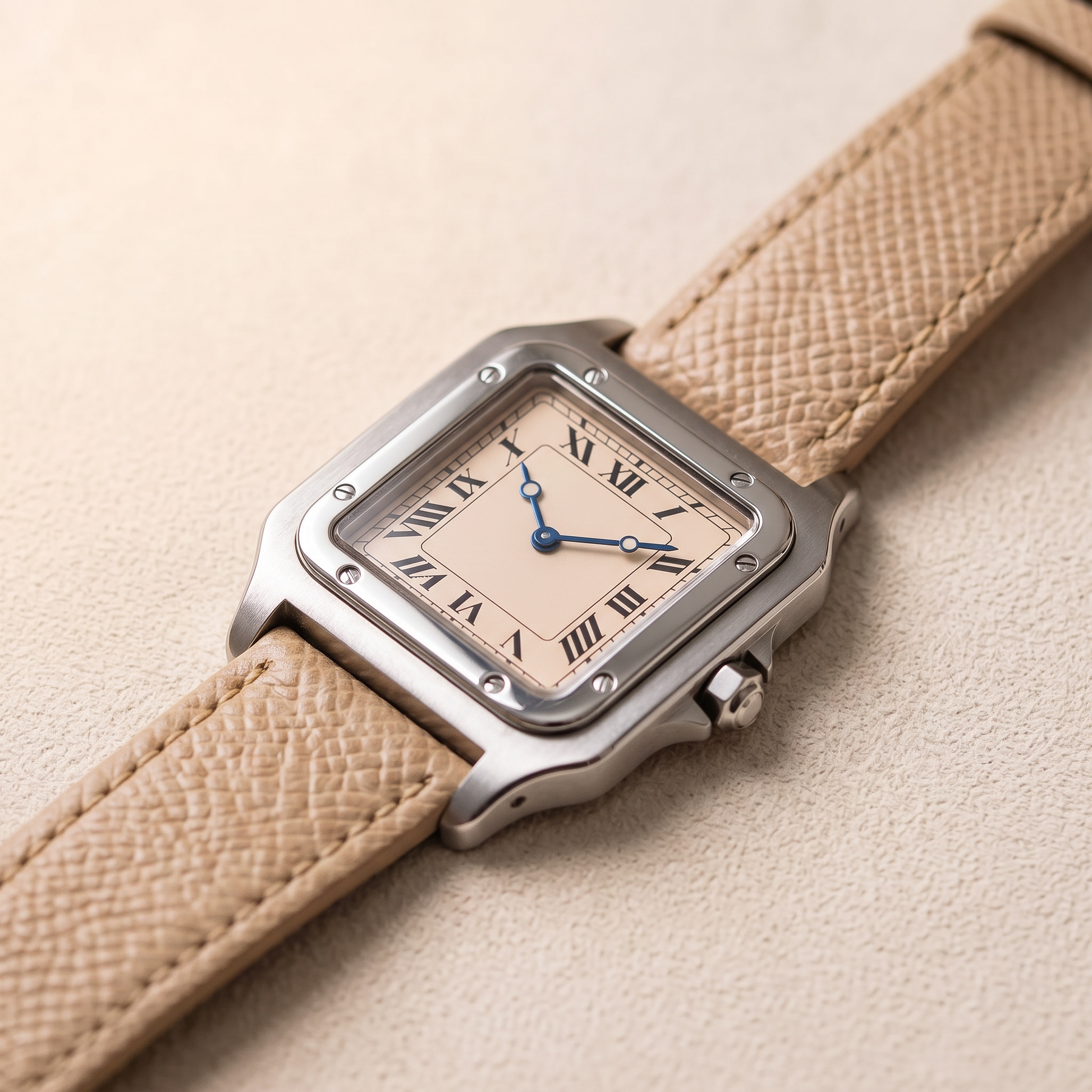 Ellis-Champagne-Strap-Watch Champagne — hero 2