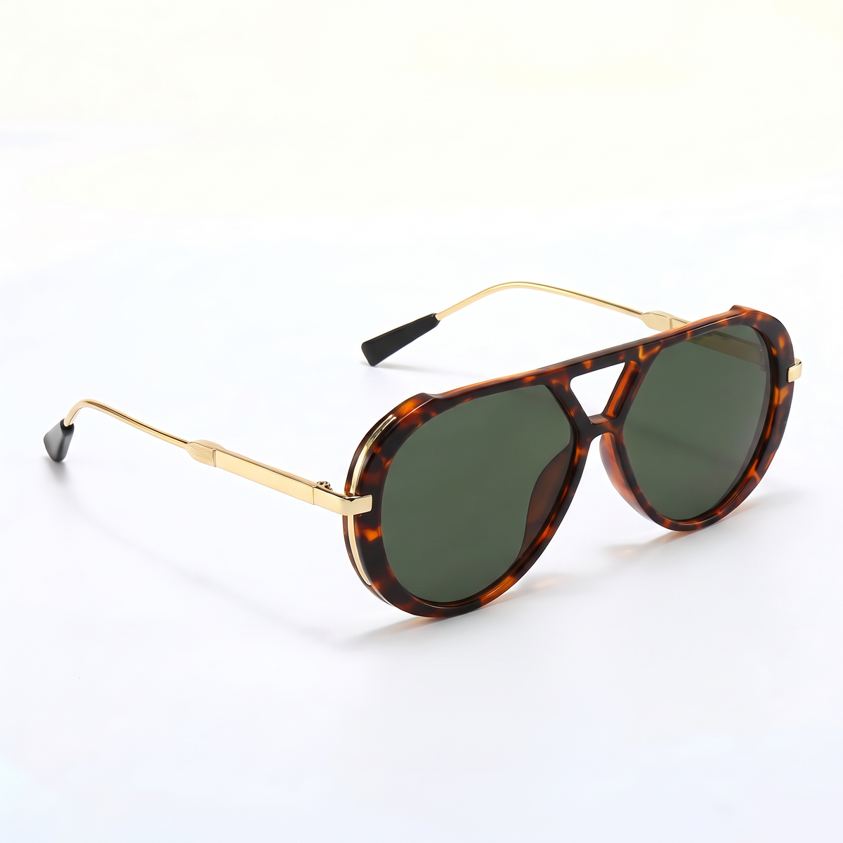 Ezra Aviator Sunglasses Green — studio