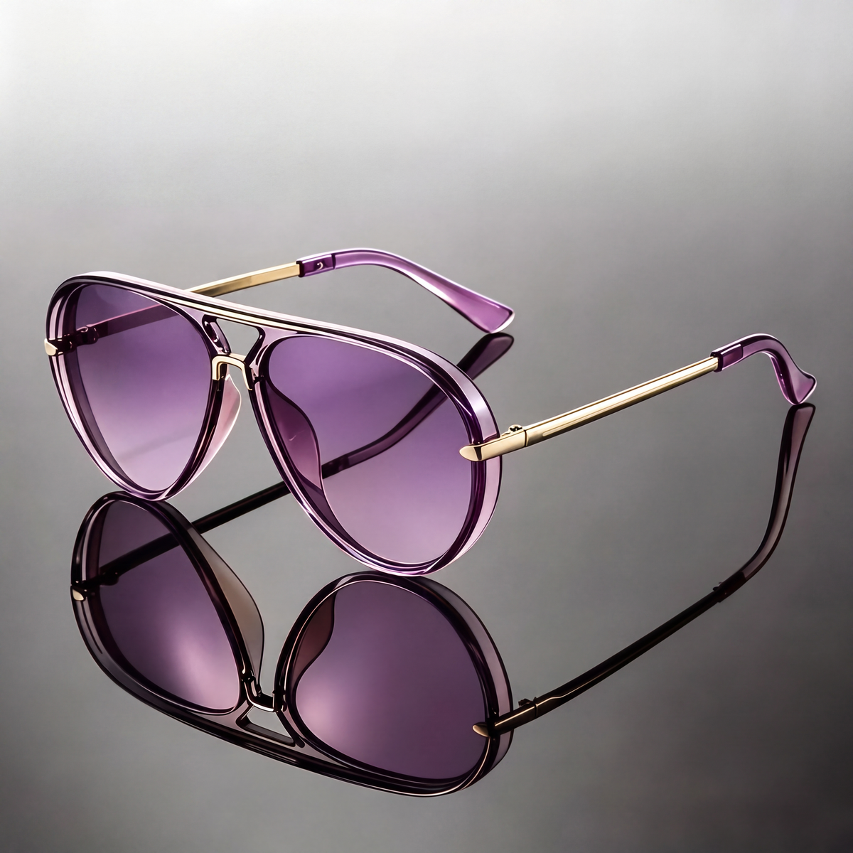 Fiora Gradient Aviator Sunglasses in Purple