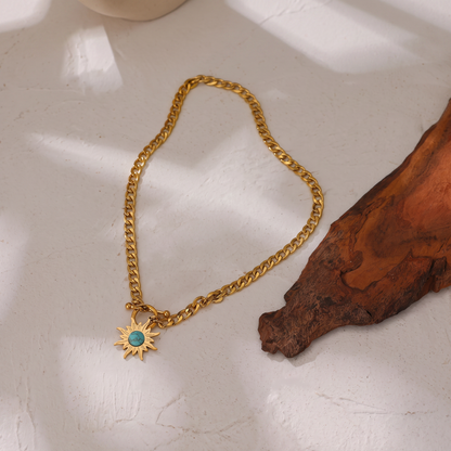 Helia Sunburst Pendant Necklace in Gold, detail