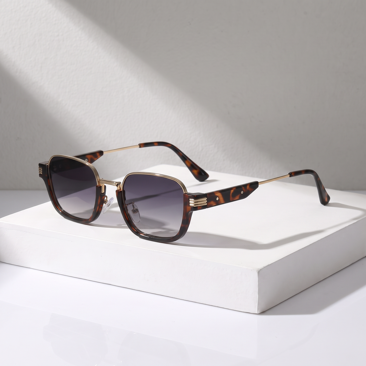 Jude Square Sunglasses