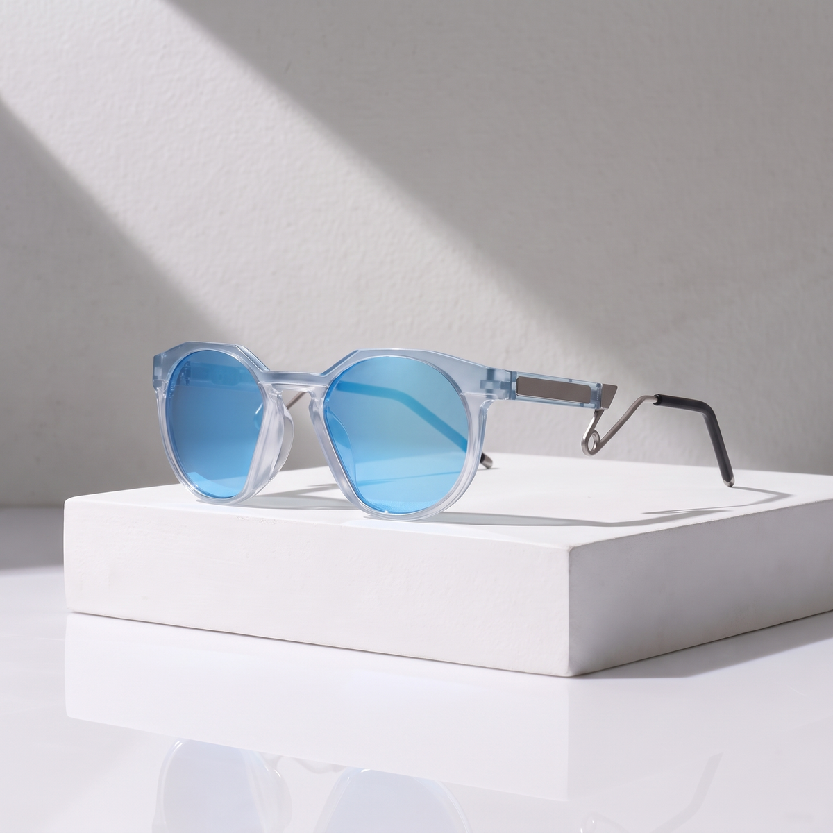 Kona Polarized Sunglasses