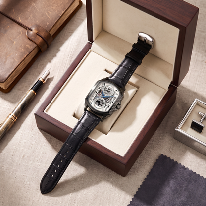Ludlow-Skeleton-Watch Black Ivory — flatlay box 1