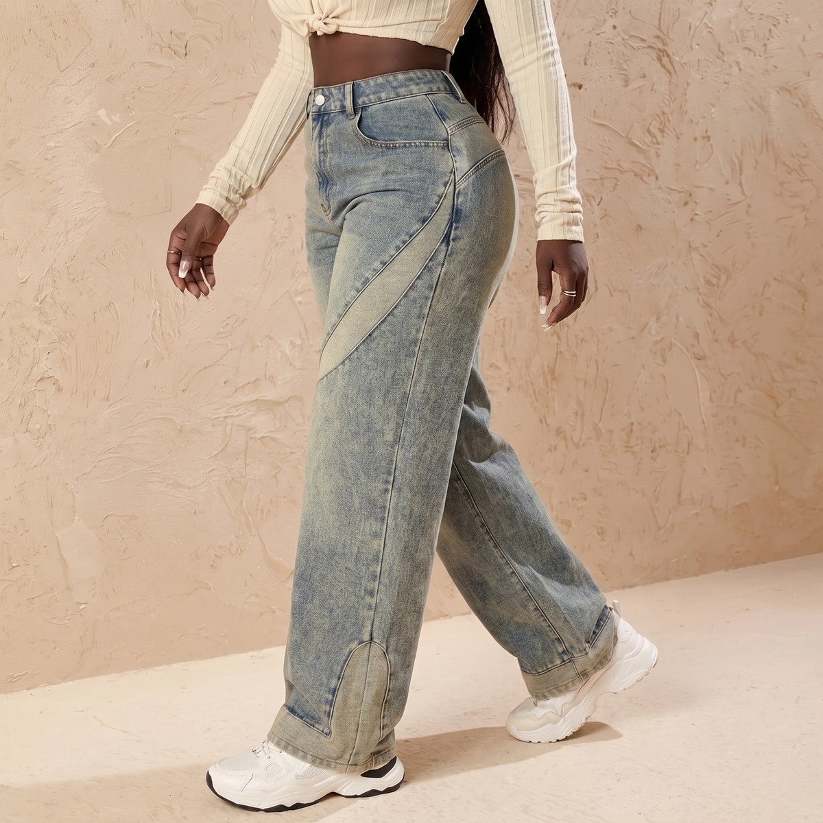 Marisa Curved Seam Jeans