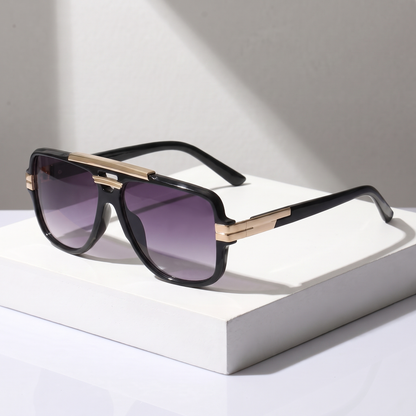 Mercer Sunglasses Smoke Gradient — studio