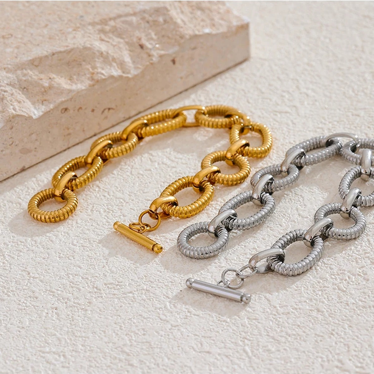 Milo Ribbed Link Bracelet