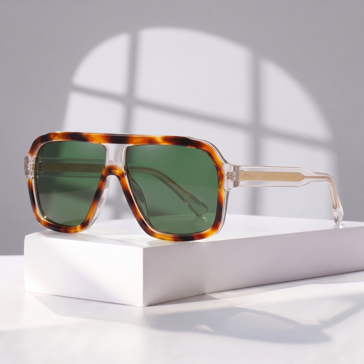 Monte Retro Aviator Sunglasses Tortoise Green — studio
