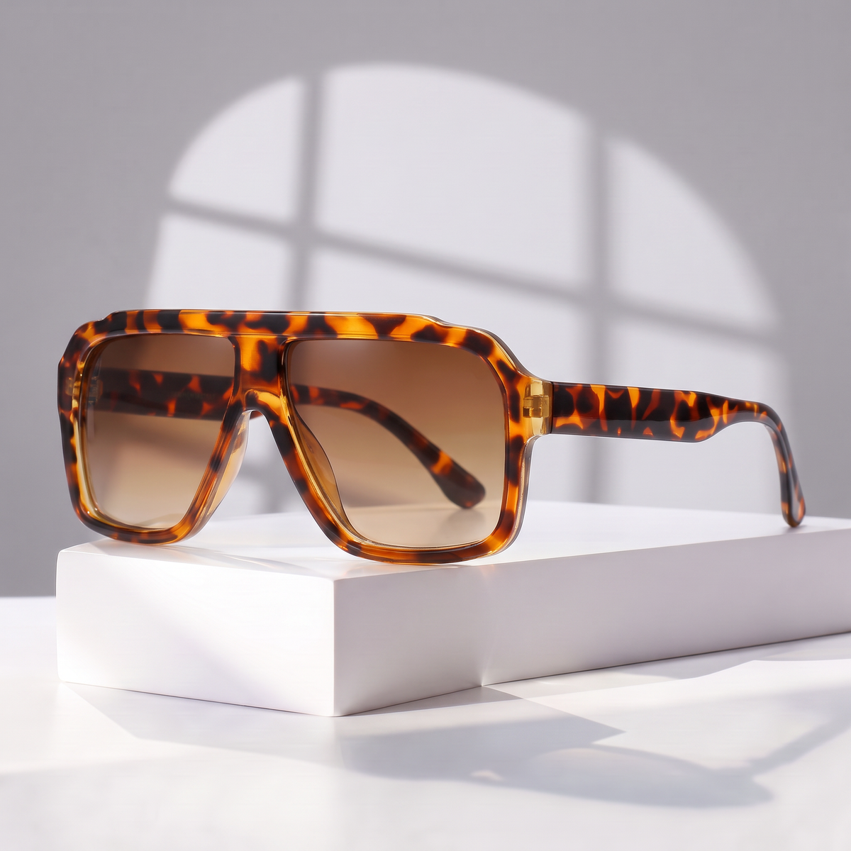 Monte Retro Aviator Sunglasses Tortoise — studio