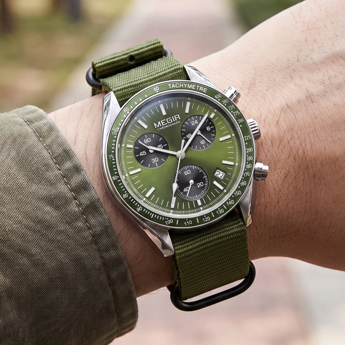 Rally Watch Green Silver — on model