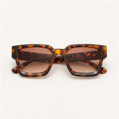 Reign Tortoise Brown — folded