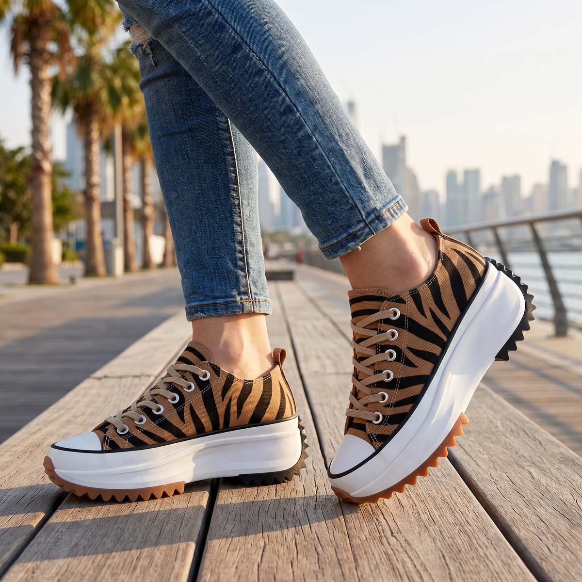 Skye Canvas Platform Sneakers Tiger — mkt5