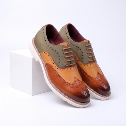 Tomas Wingtip Oxfords Brown — studio