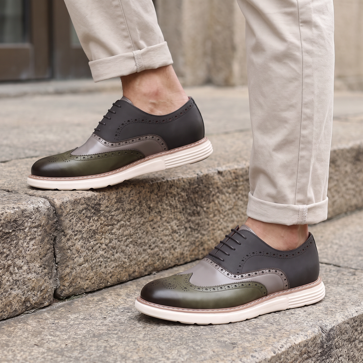 Tomas Wingtip Oxfords Green Gray — on model