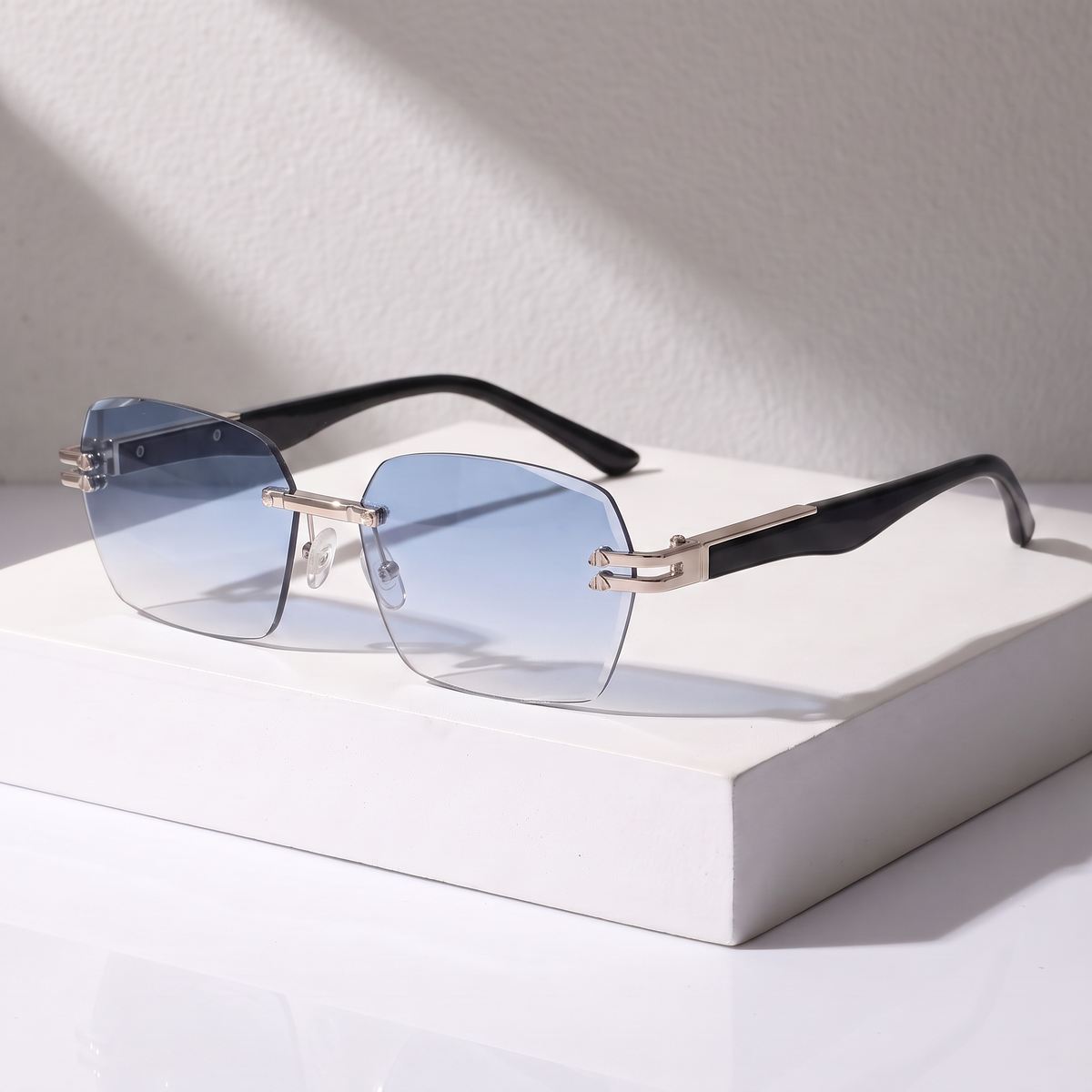 Vida Rimless Sunglasses